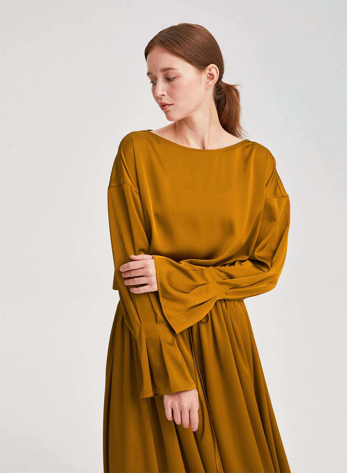 Boatneck Flounce Sleeve Shirt
