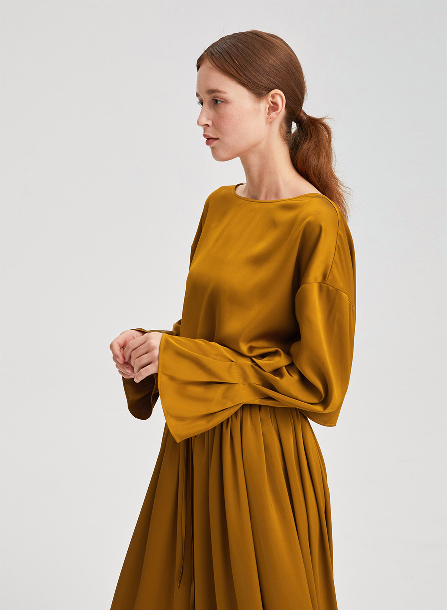 flounce sleeve top