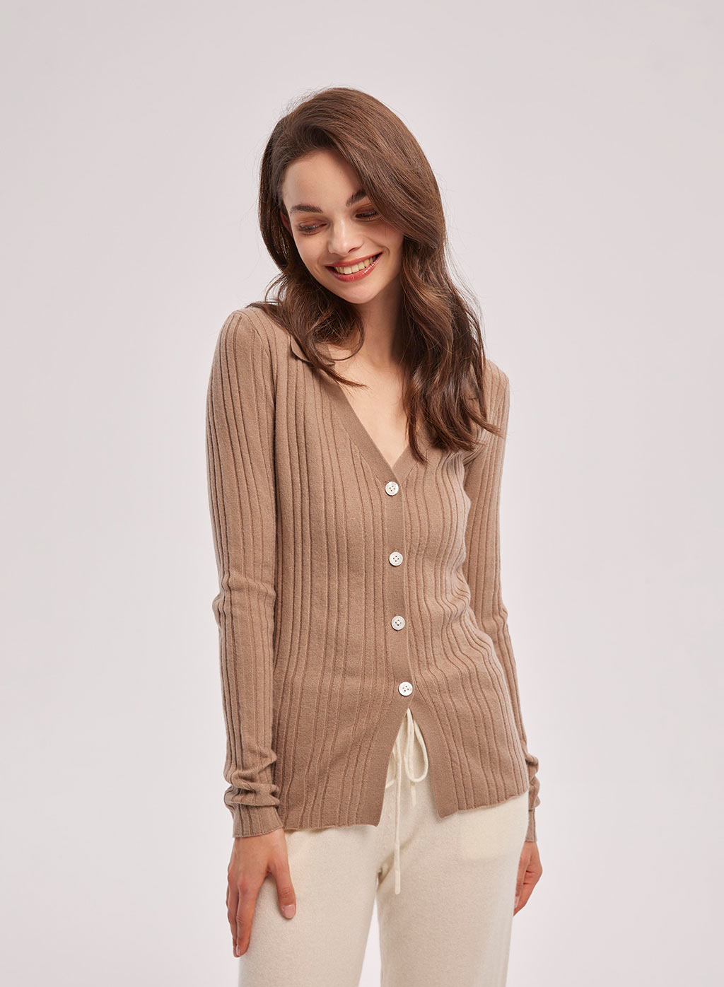 Button Down Slim Fit Knit Blouse