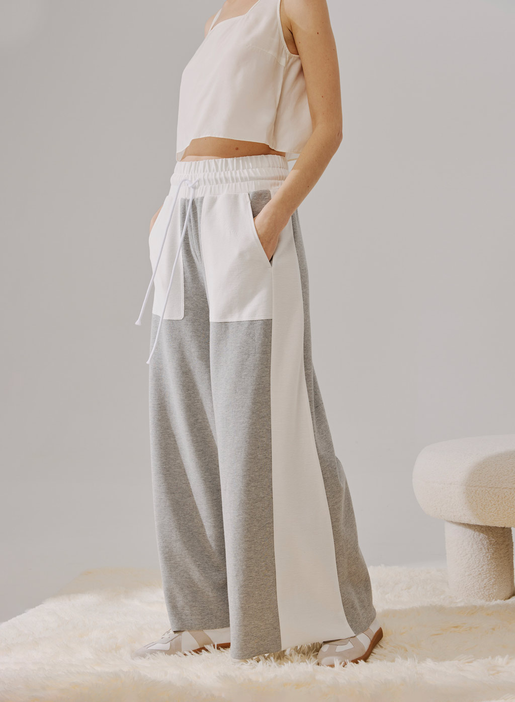 https://www.naploungewear.com/wp-content/uploads/2021/12/Two-Tone-Wide-Leg-Pants-Idle-Time-1.jpg